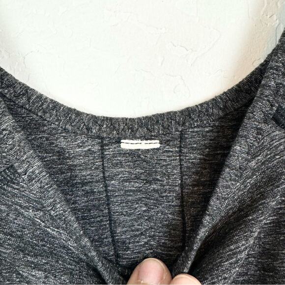 Lululemon Run Free Tank Ruffle Back In Heathered Black Size 4 Running Gym Active - Picture 10 of 15